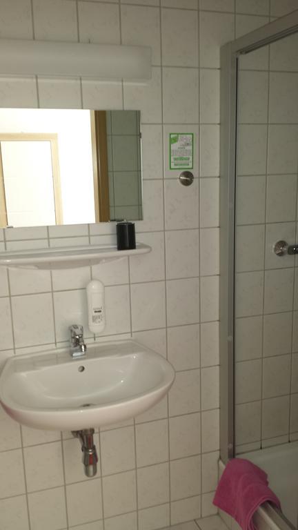 Pension Am Stadtrand Leipzig Buitenkant foto