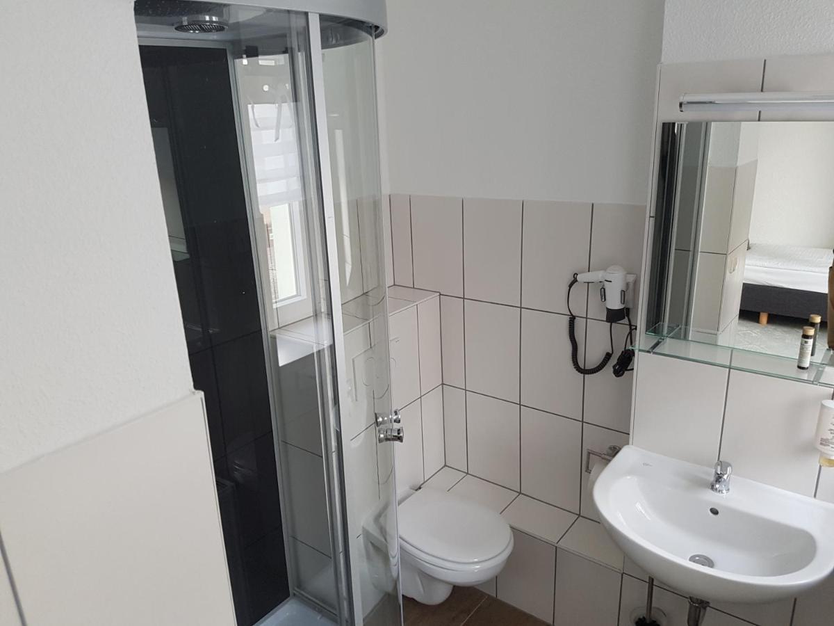Pension Am Stadtrand Leipzig Buitenkant foto