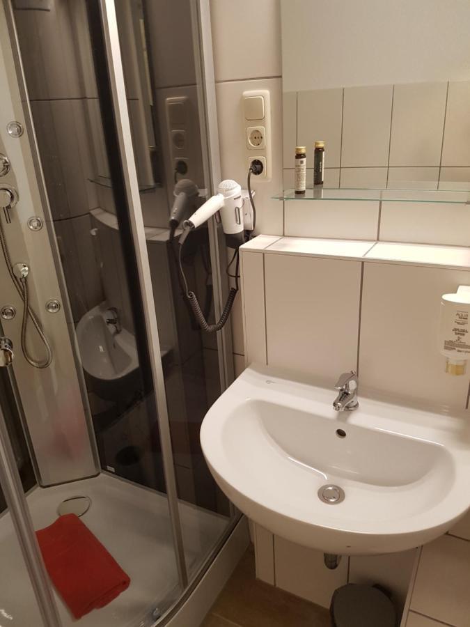 Pension Am Stadtrand Leipzig Buitenkant foto