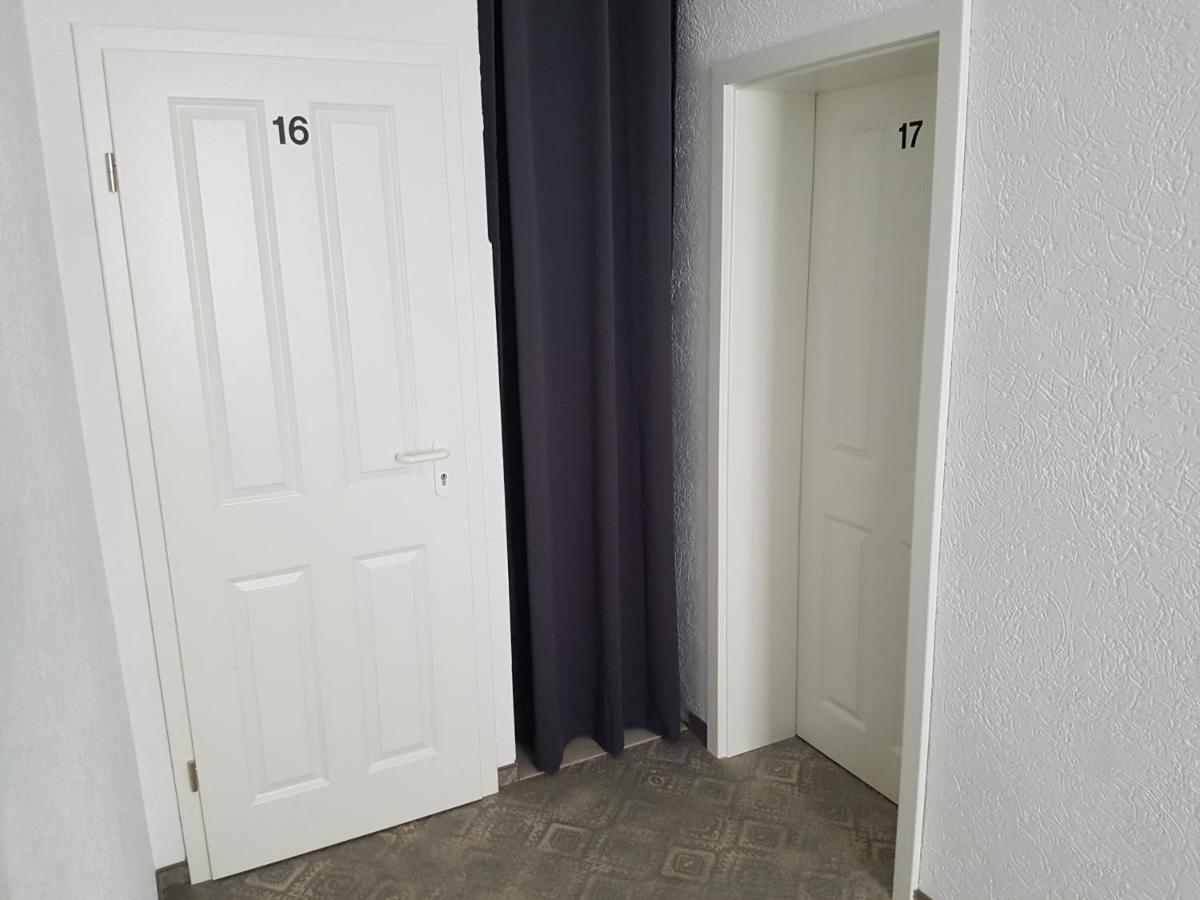 Pension Am Stadtrand Leipzig Buitenkant foto